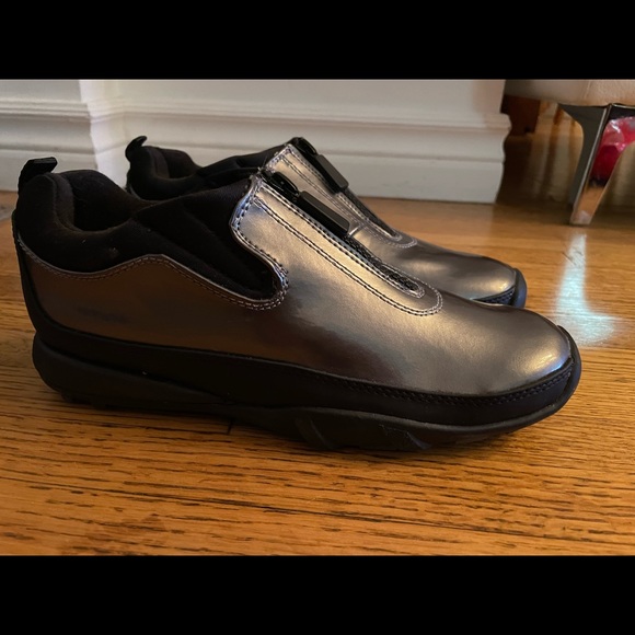 Cougar waterproof shoes size 8 - Picture 2 of 3